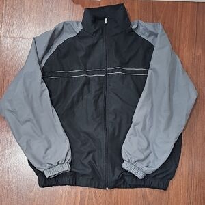 Weatherproof Men's Black and Gray Windbreaker